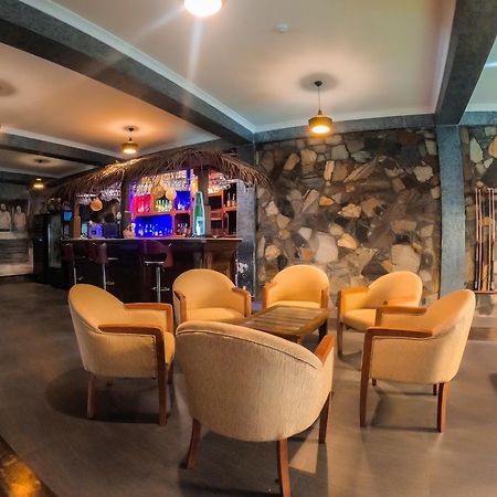 Centauria Wild Hotel Udawalawe Kültér fotó