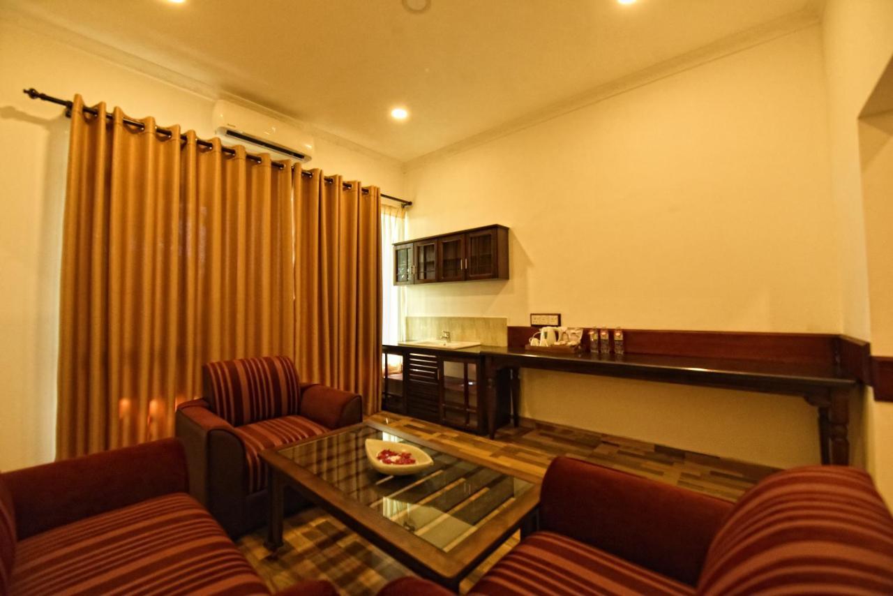 Centauria Wild Hotel Udawalawe Kültér fotó