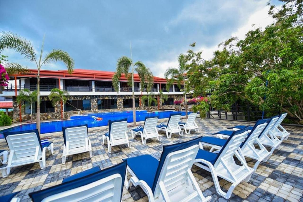 Centauria Wild Hotel Udawalawe Kültér fotó