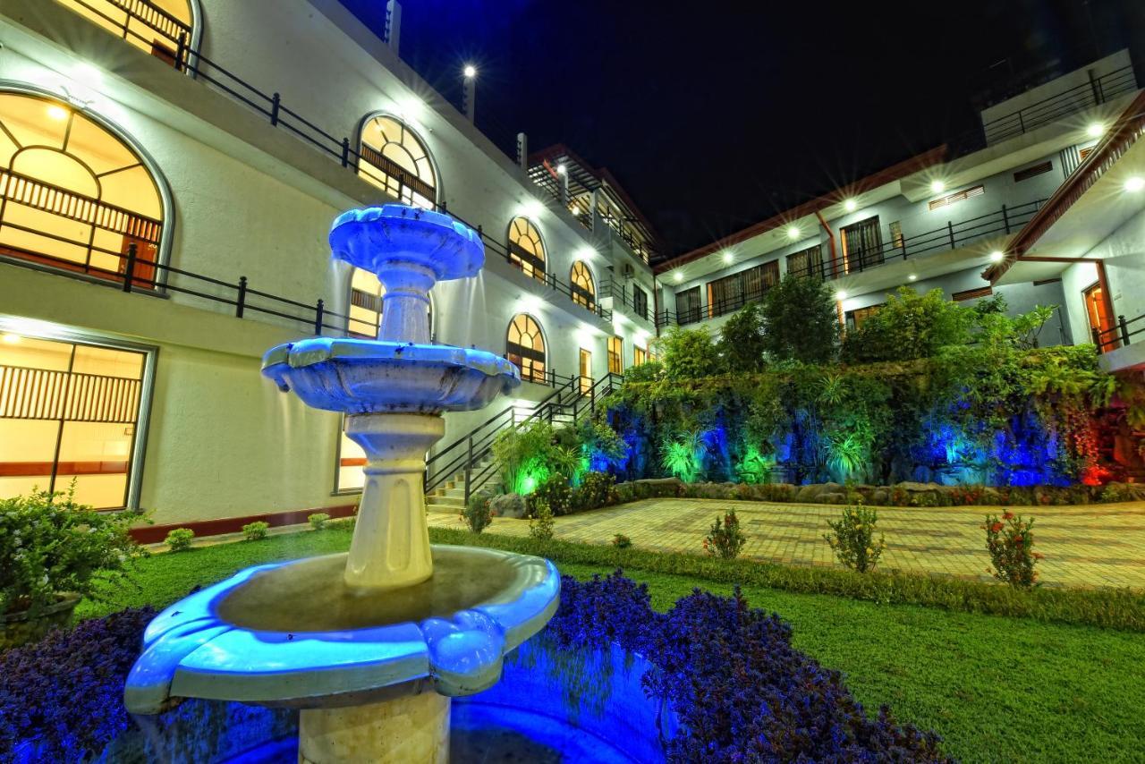Centauria Wild Hotel Udawalawe Kültér fotó
